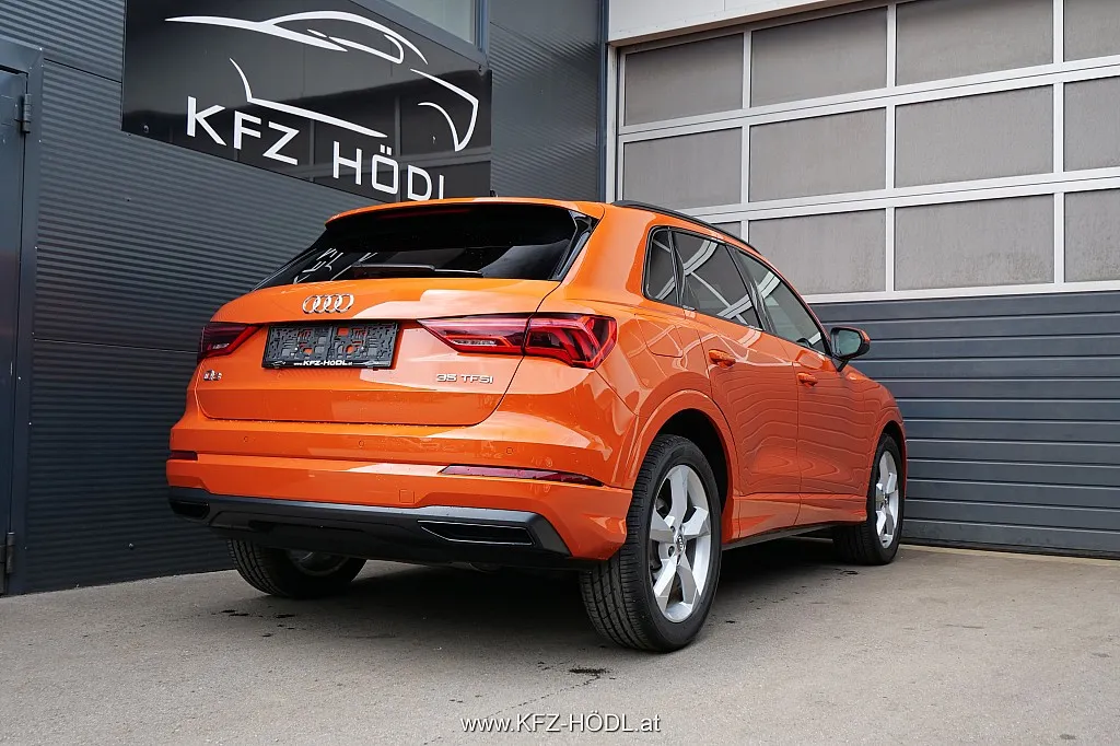 Audi Q3 35 TFSI S-tronic advanced Image 2