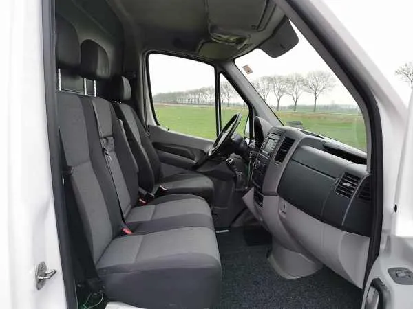 Volkswagen Crafter 35 2.0 TDI Image 6